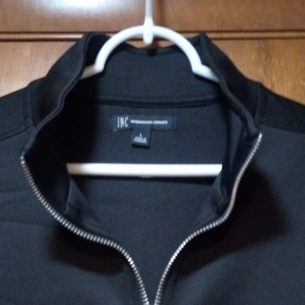 Women's Jacket - Picture 2 of 16